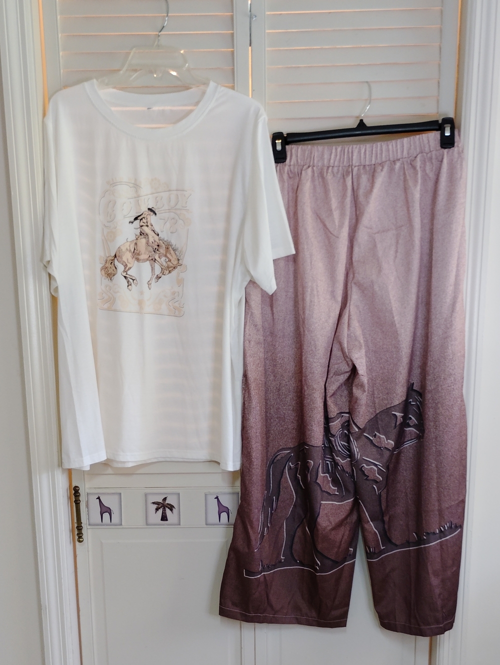 NWOT**Women's Cowgirl Design Pant Set